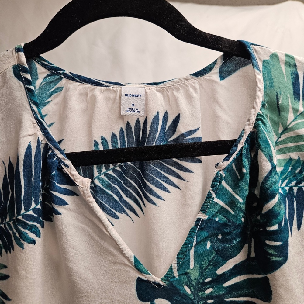 3for$25 palm leaf v-neck vacation loose fit long sleeve blouse shirt old navy MD - Picture 4 of 5